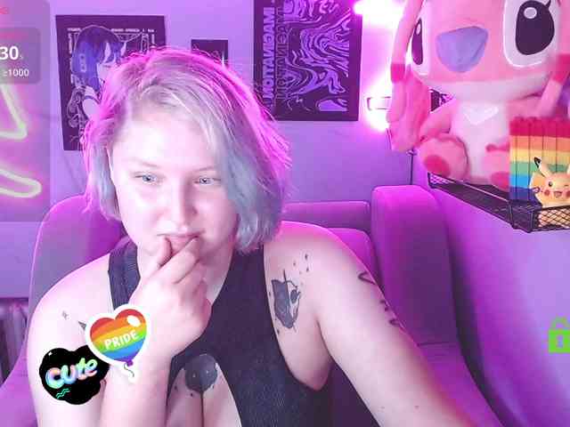 DolliRosee webcam