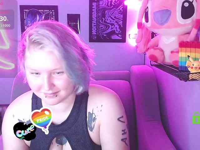 DolliRosee webcam