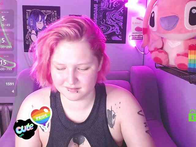 DolliRosee webcam