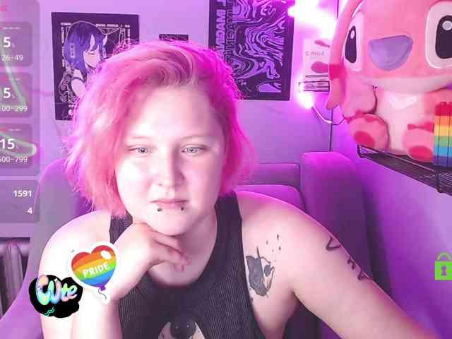 DolliRosee webcam