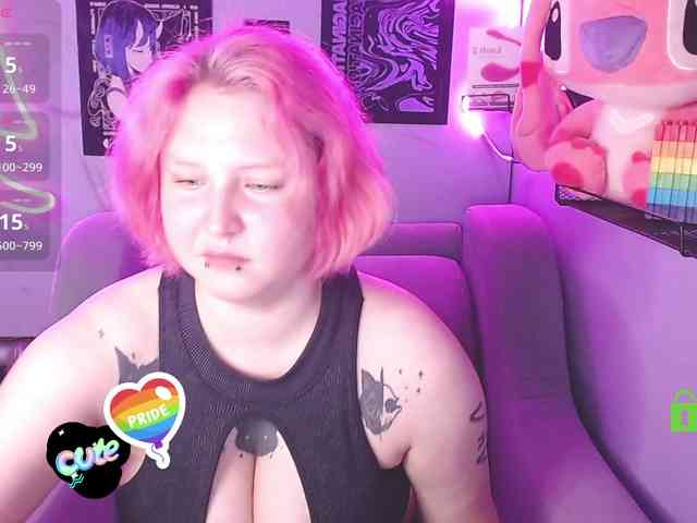 DolliRosee webcam