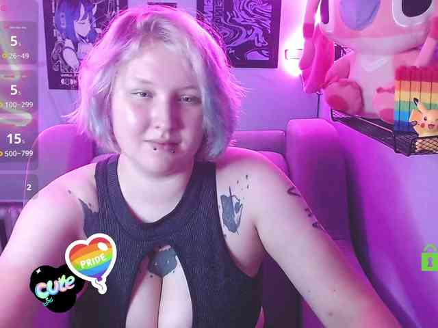 DolliRosee webcam