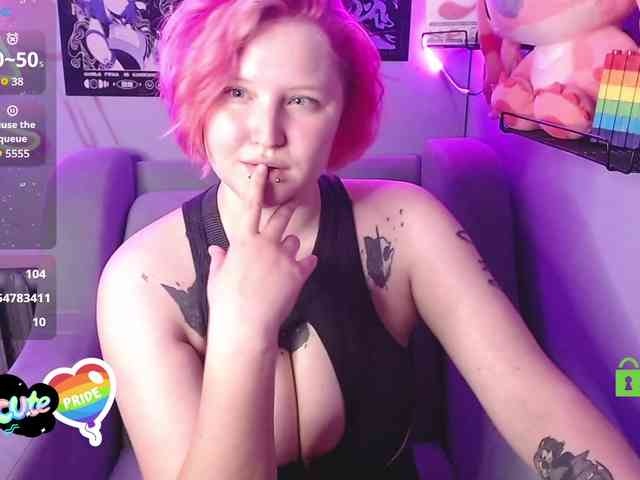 DolliRosee webcam