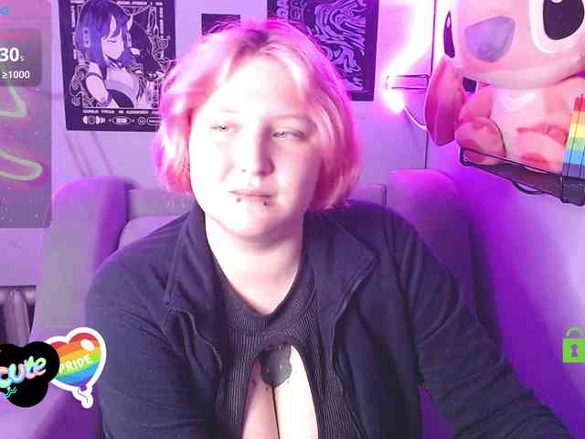 DolliRosee webcam