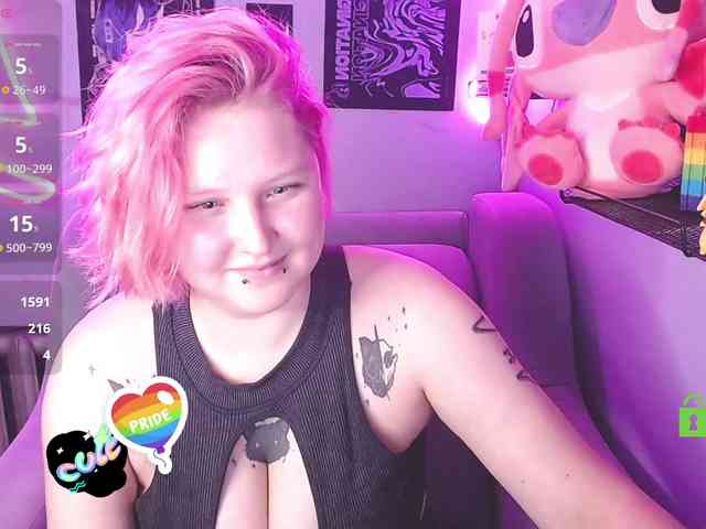 DolliRosee webcam