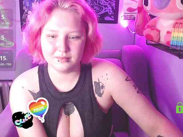 DolliRosee webcam