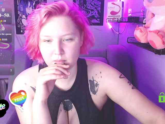 DolliRosee webcam