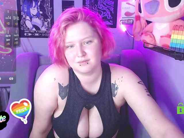 DolliRosee webcam