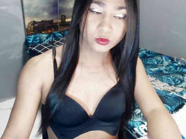 jennyliciouss Live Webcam on BongaCams
