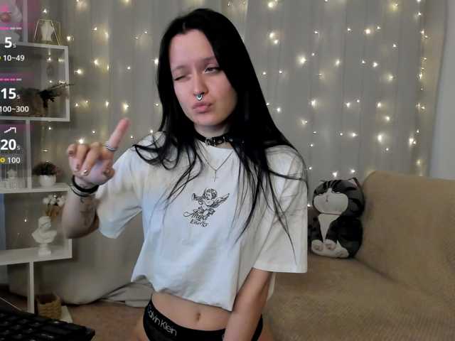 MillyYoung