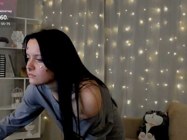 MillyYoung live cam on BongaCams
