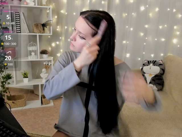 MillyYoung live cam preview
