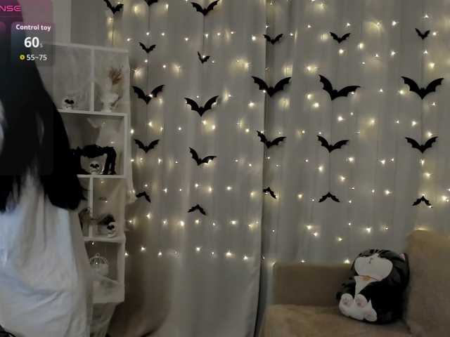 MillyYoung live cam on BongaCams