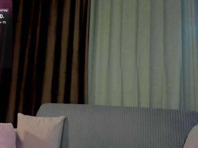 MillyYoung live cam on BongaCams