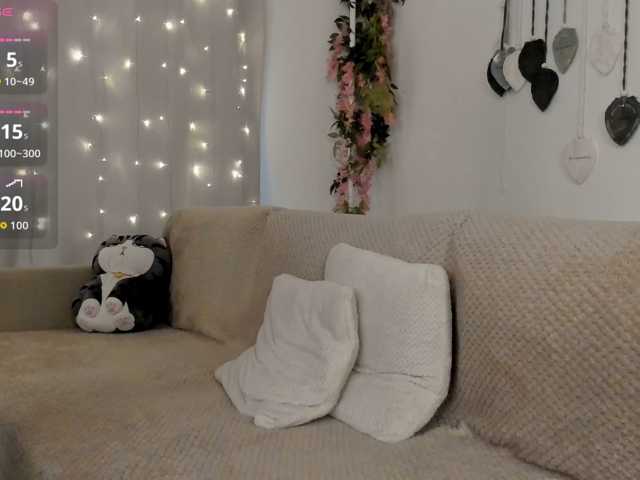 MillyYoung live cam on BongaCams