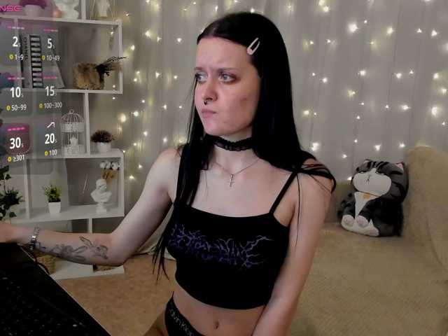 MillyYoung live cam on BongaCams