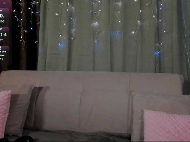 MillyYoung live cam on BongaCams