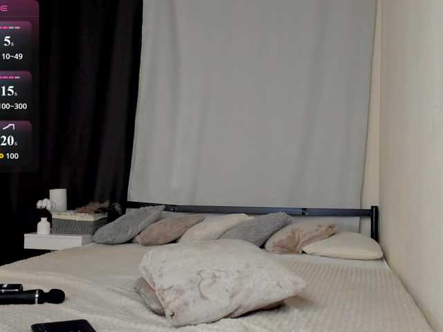 MillyYoung live cam on BongaCams
