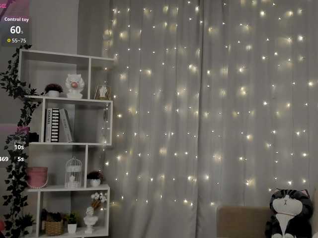 MillyYoung live cam on BongaCams