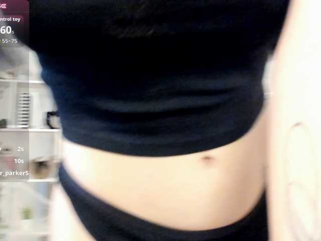 MillyYoung live cam on BongaCams