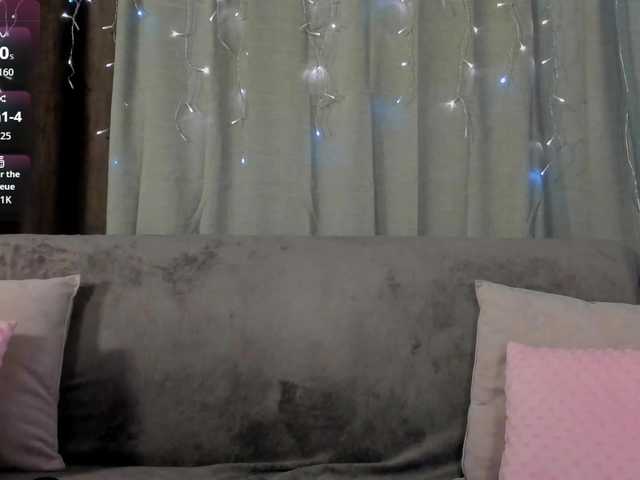 MillyYoung live cam on BongaCams
