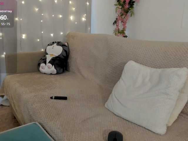 MillyYoung live cam on BongaCams