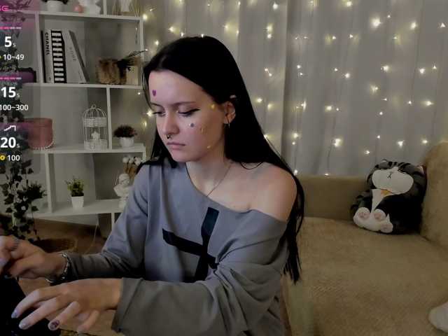 MillyYoung live cam on BongaCams