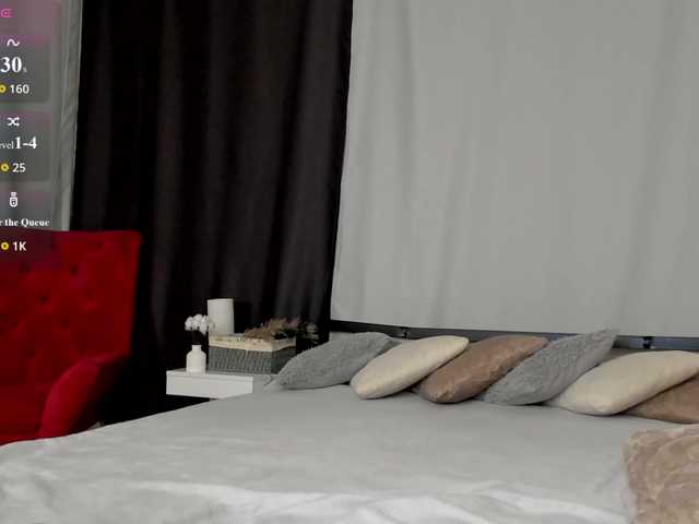 MillyYoung live webcam show