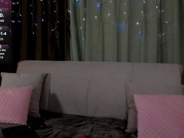 MillyYoung live cam on BongaCams