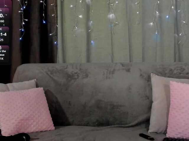 MillyYoung live cam on BongaCams