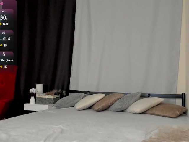 MillyYoung live webcam show