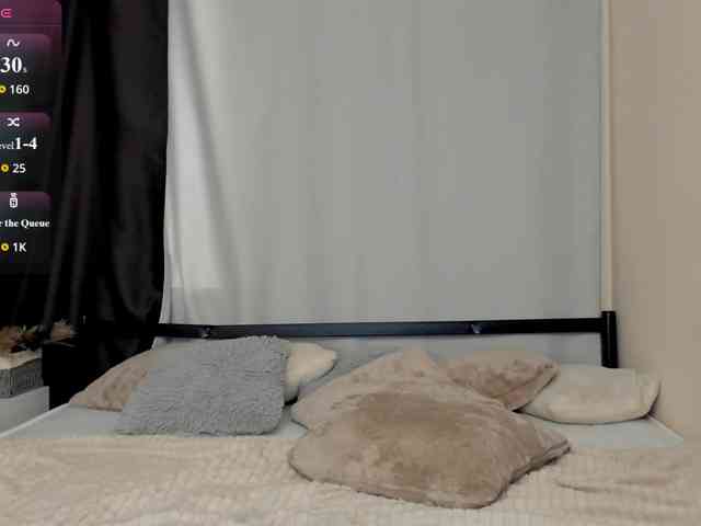 MillyYoung webcam