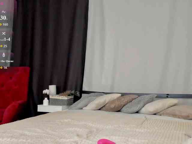 MillyYoung webcam