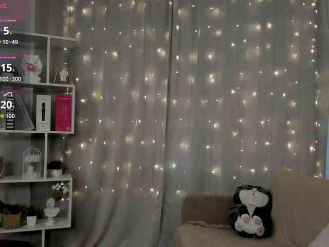 MillyYoung webcam