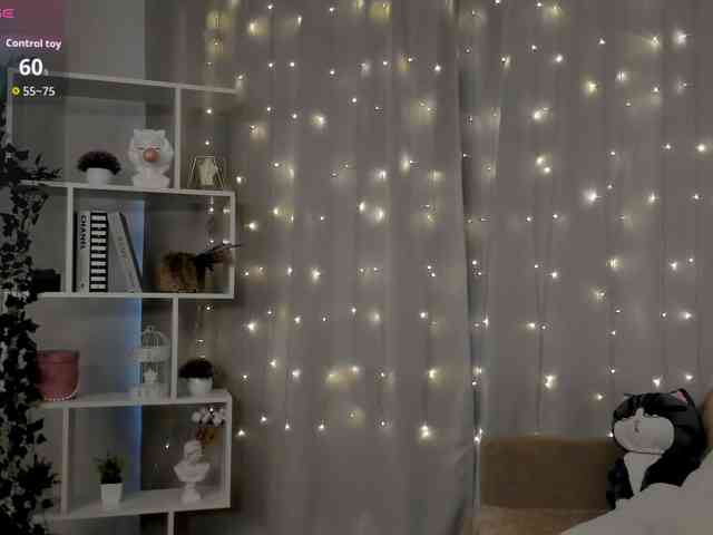 MillyYoung webcam