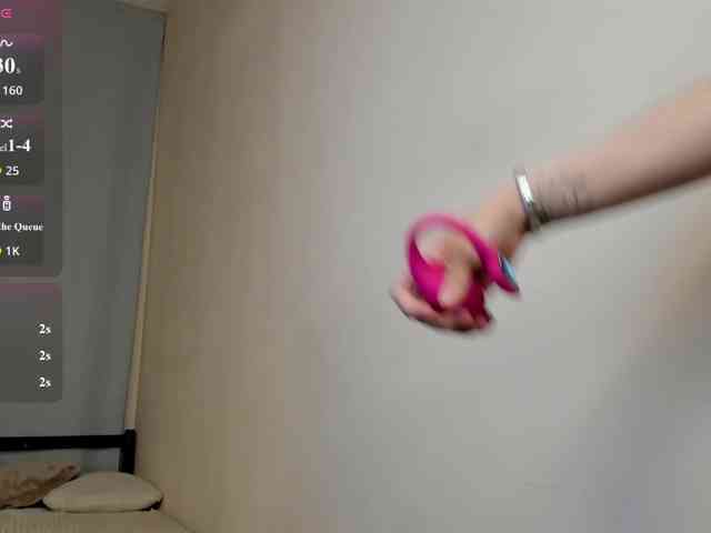 MillyYoung Sex Cam Show