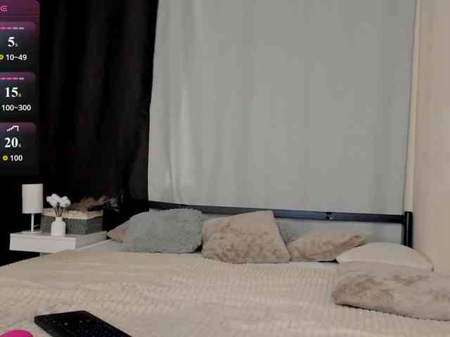 MillyYoung Sex Cam Show