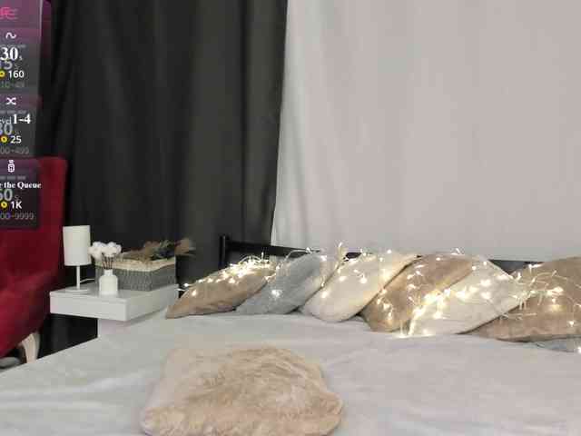MillyYoung webcam