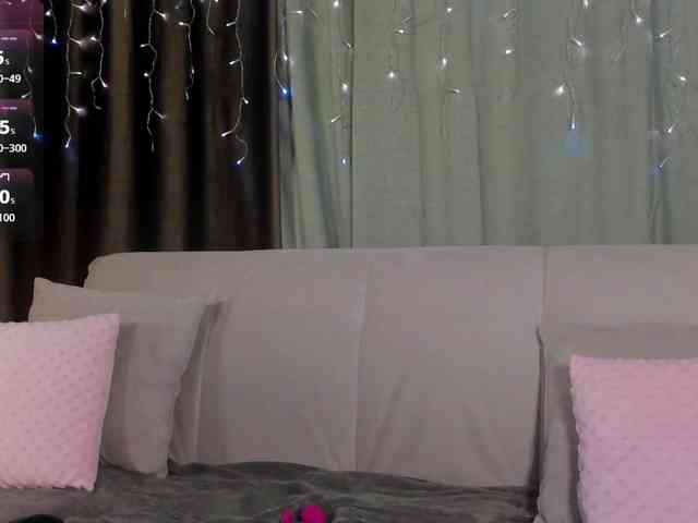 MillyYoung webcam