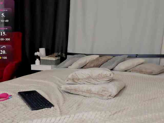 MillyYoung webcam