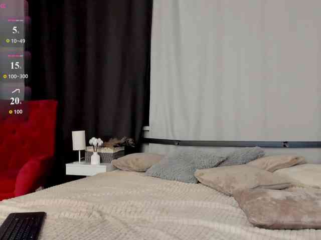 MillyYoung webcam