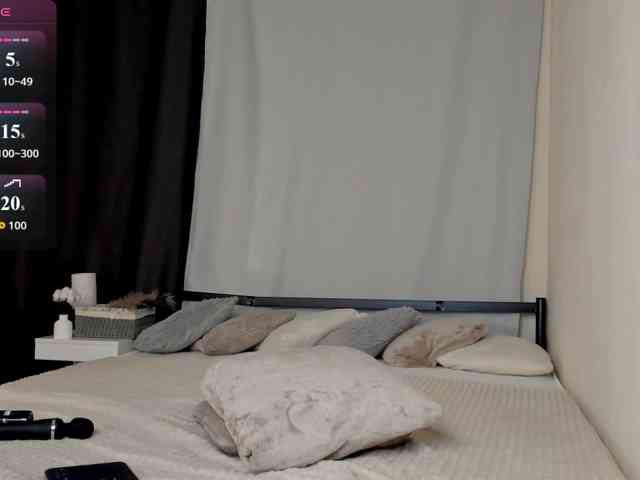 MillyYoung webcam