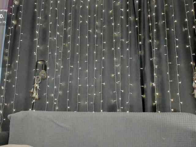 MillyYoung webcam