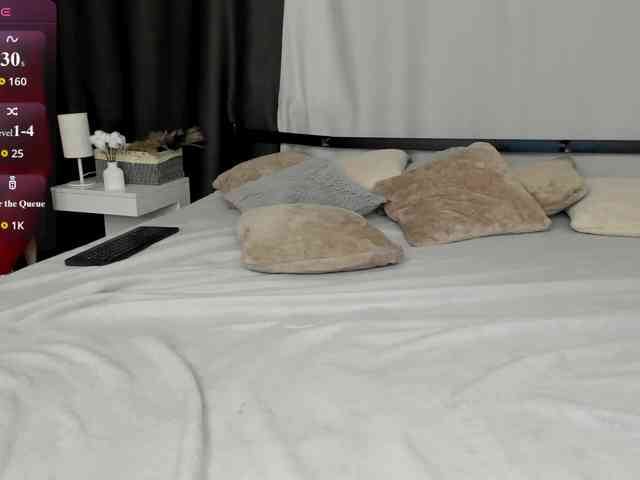 MillyYoung webcam