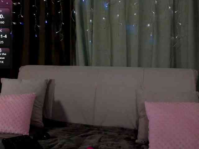 MillyYoung webcam