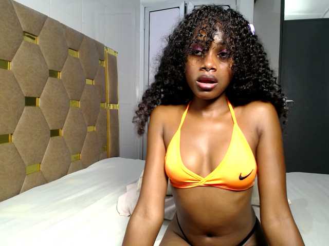 AlexahJade live cam on BongaCams