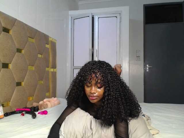 AlexahJade live cam on BongaCams