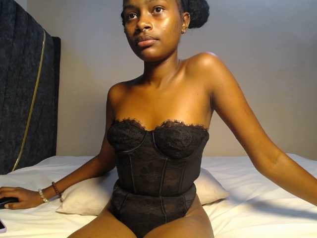 AlexahJade live cam on BongaCams