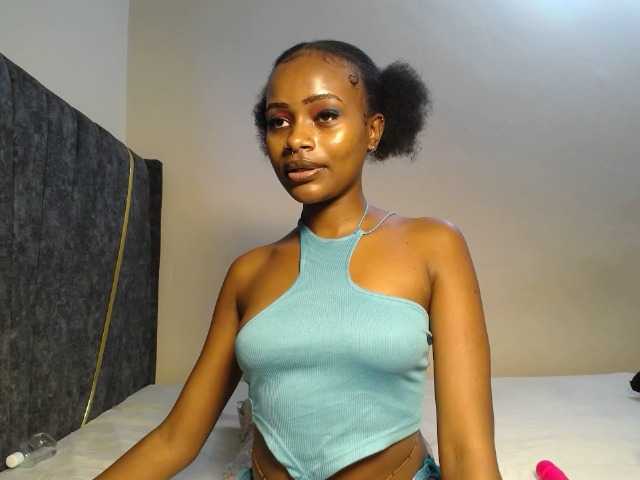 AlexahJade live cam on BongaCams