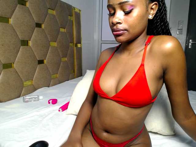 AlexahJade live cam on BongaCams